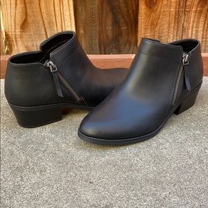 NWOT Black Booties